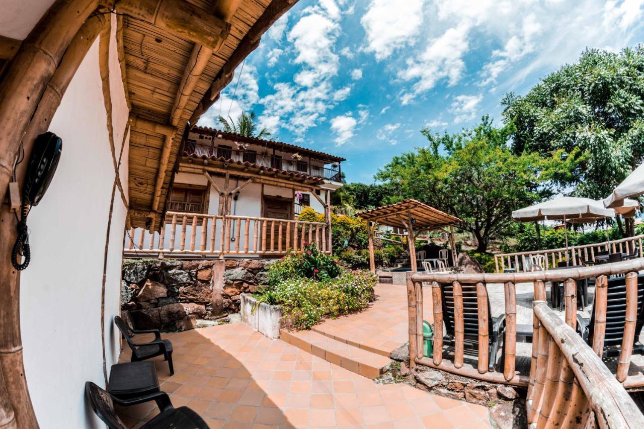 Hotel Terrazas De La Candelaria San Gil Dış mekan fotoğraf
